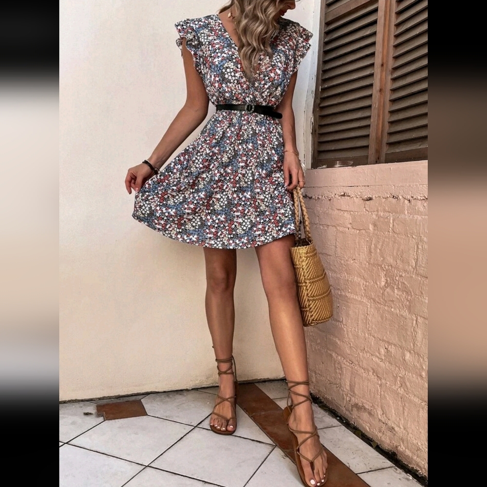 SHEIN VCAY Ditsy Floral Ruffle Trim Plunging Neck Dress Without Belt NWOT small